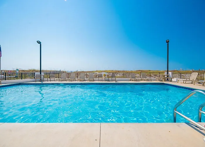 Island Winds East 610 Apartment